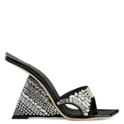 AKIRA SHINE-black-Sandals