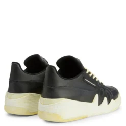 TALON-Black-Low-top Sneakers 6 TALON-Black-Low-top Sneakers -Nuvella Shop RM30030002 C 1 1