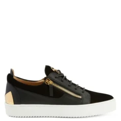 GAIL-Black-Low-top Sneakers