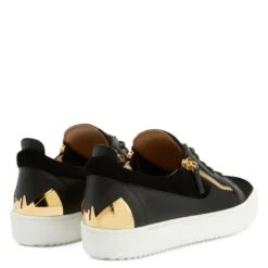 GAIL-Black-Low-top Sneakers -Nuvella Shop RS30045001 C 1