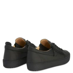 FRANKIE-Black-Low-top Sneakers -Nuvella Shop RU20044001 C 1